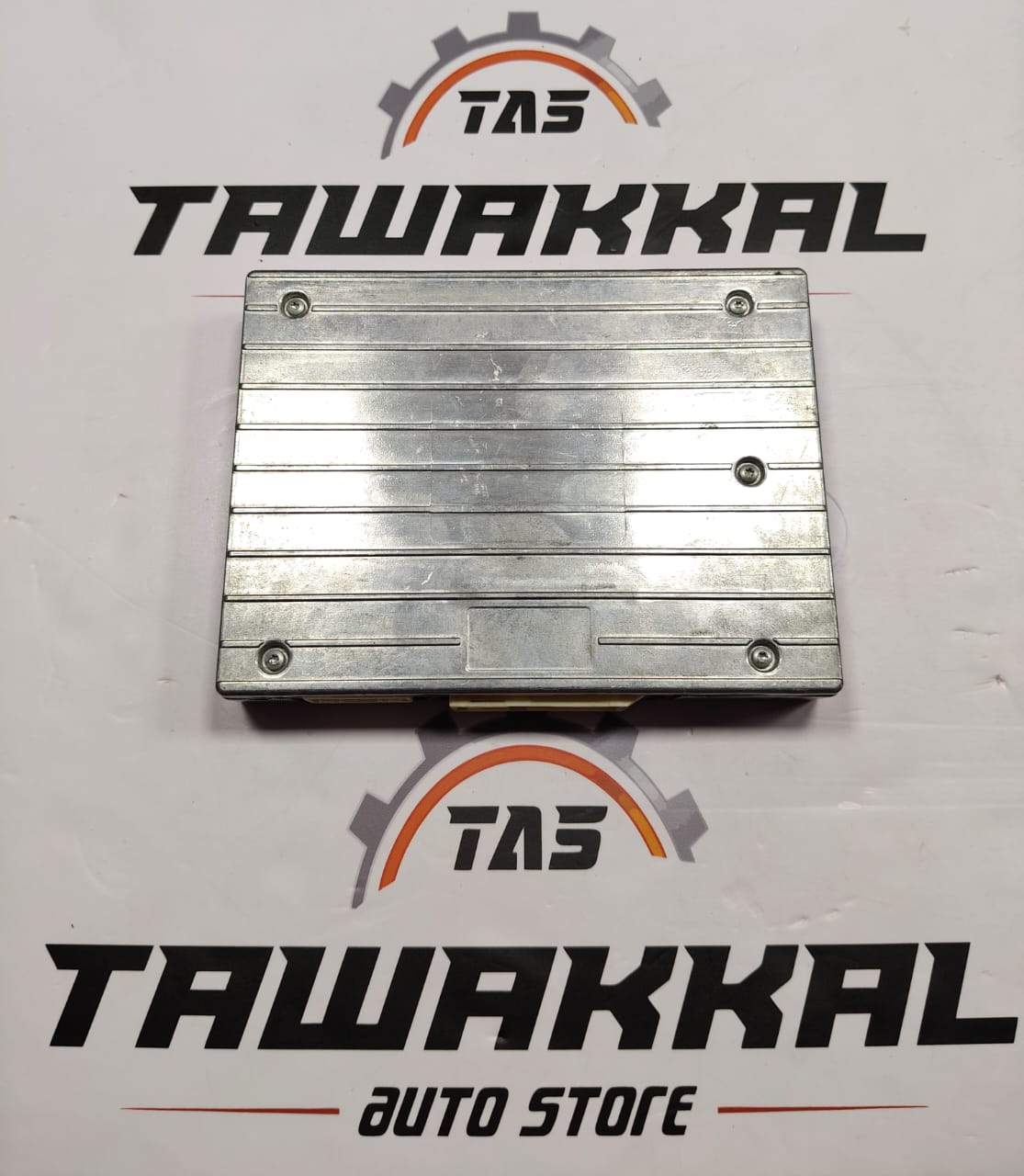 MASERATI QUATTRO GHIBLI HARMAN RADIO AMPLIFIER 670009812 2014-2017 - Image 3