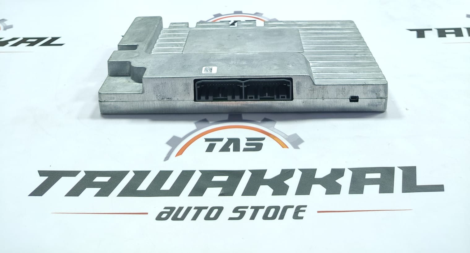 2014 JEEP GRAND CHEROKEE OEM RADIO AMPLIFIER OEM 68217143AB