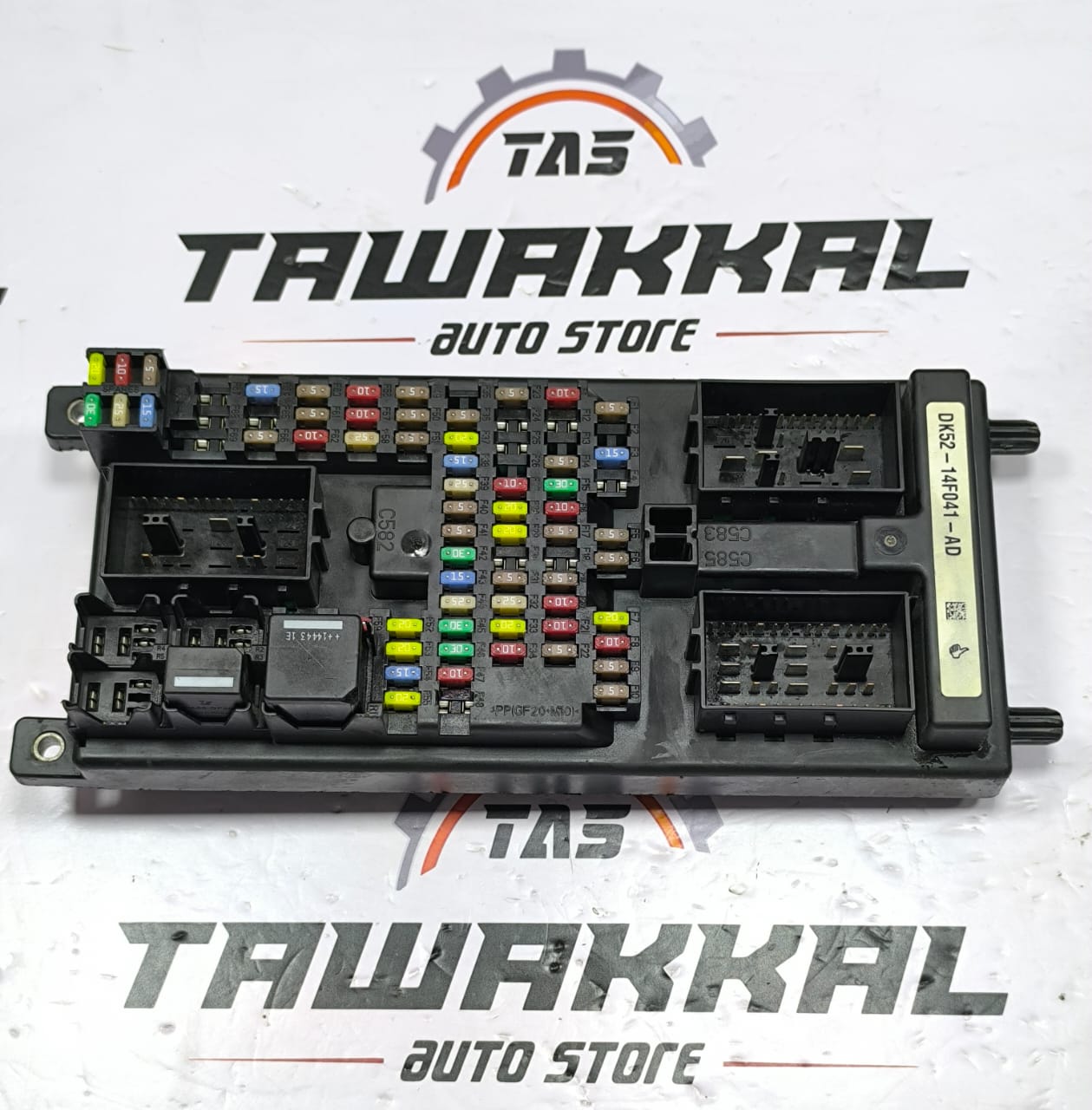 RANGE ROVER IV L405 FUSE BOX BODY CONTROL MODULE DK5214F041AD 2013-2021