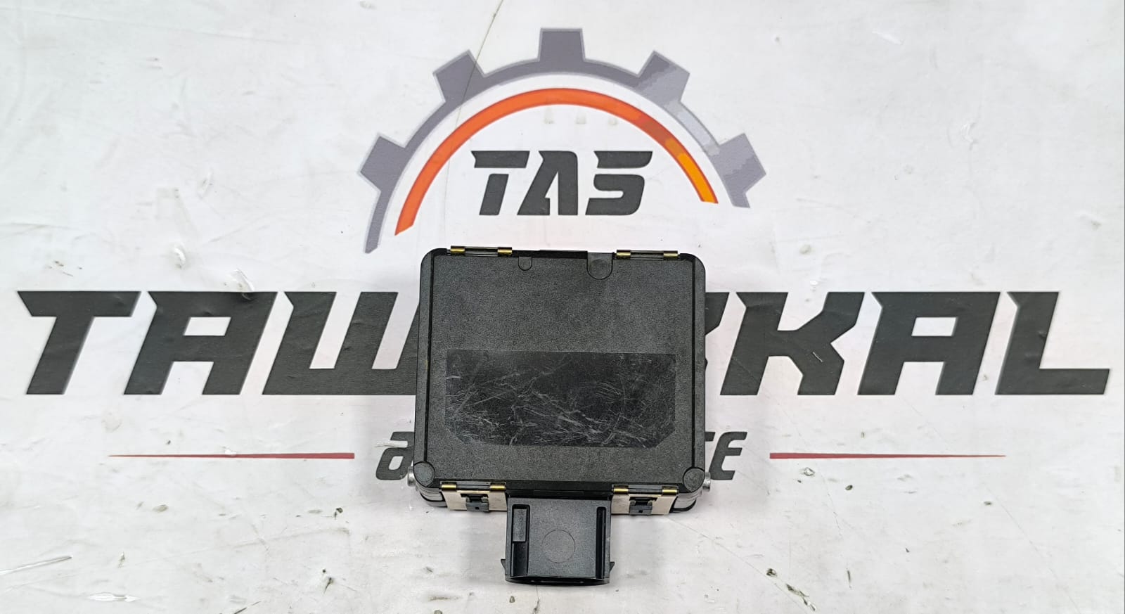 MERCEDES-BENZ GLC300 BRAND NEW RADAR SENSOR A0009055211 2015-2022 - Image 3