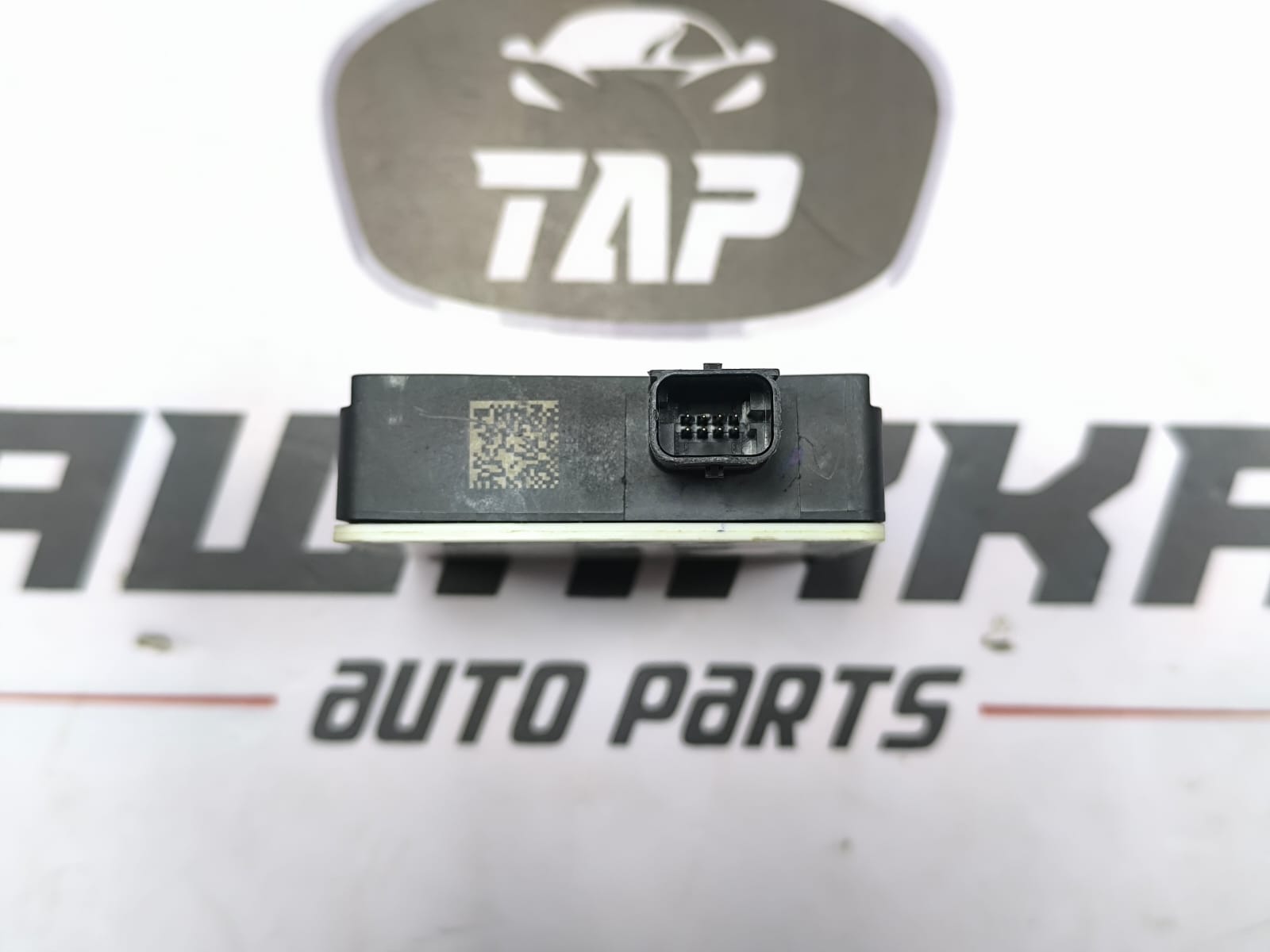 MERCEDES-BENZ GLA CLA BRAND NEW DISTRONIC RADAR SENSOR A0009004242 2020-2024 - Image 3