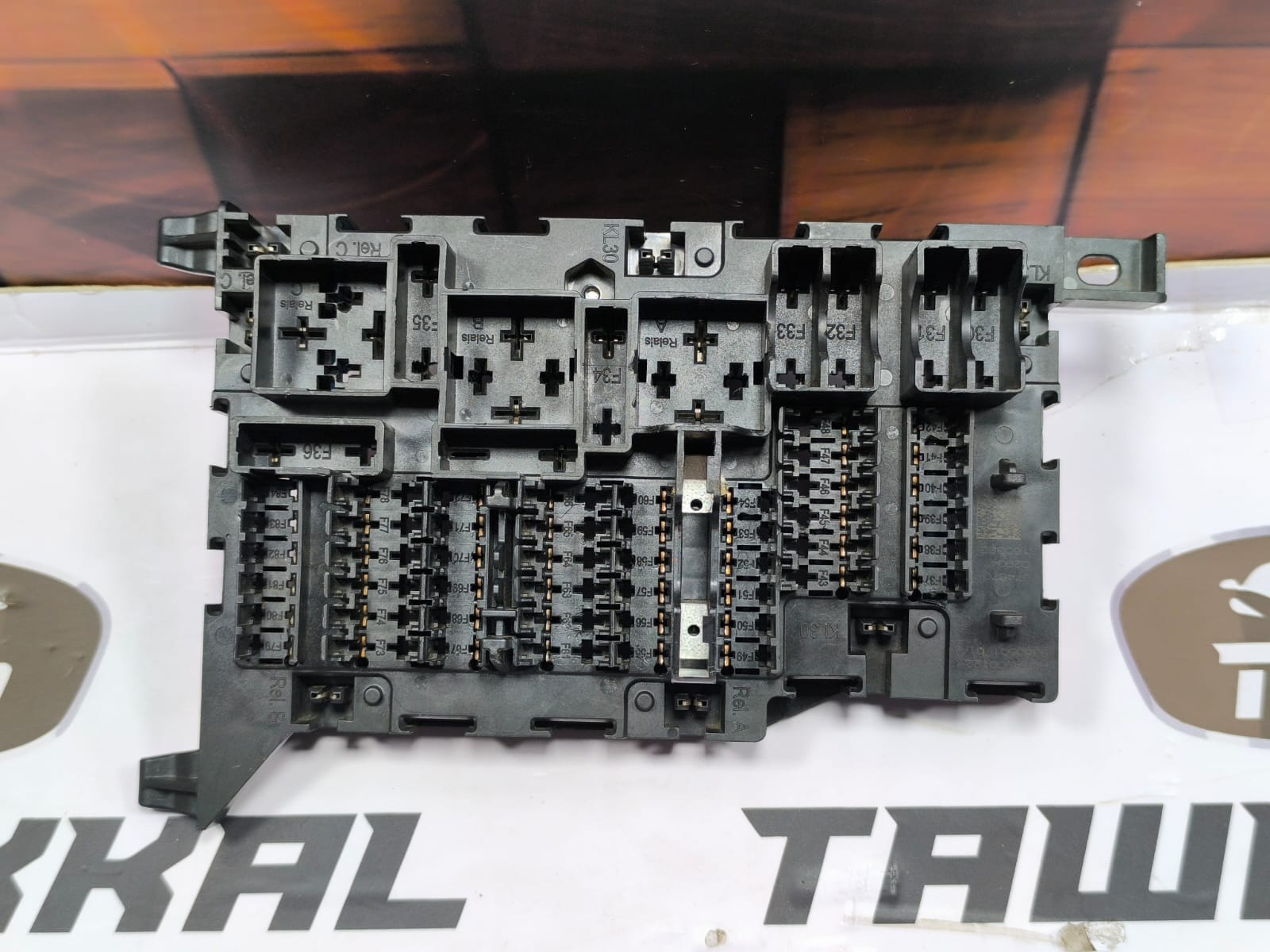 BMW X1 F48 BRAND NEW ELECTRIC POWER DISTRIBUTION FUSEBOX 9360501 2013-2024 - Image 9