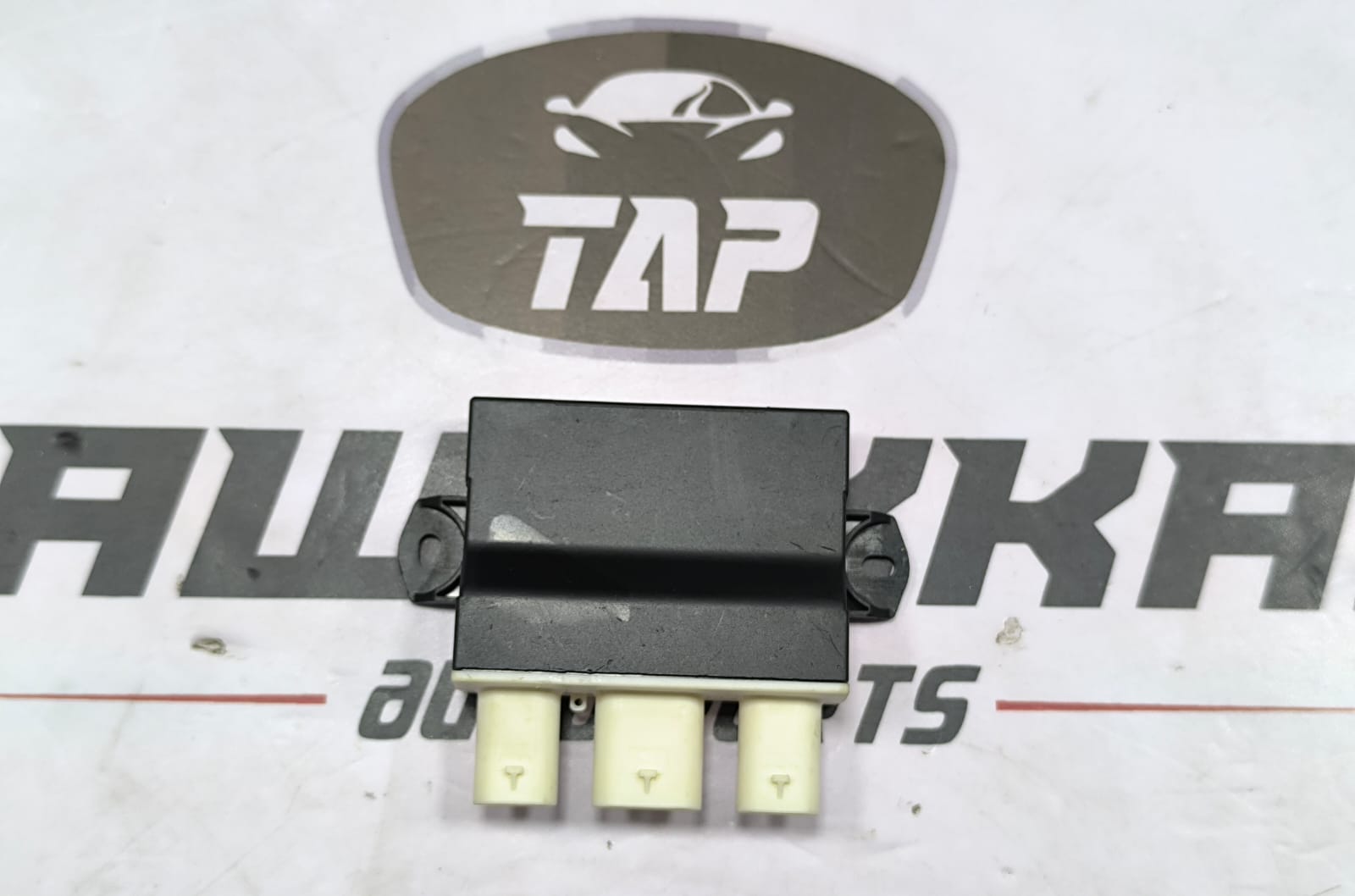 MERCEDES-BENZ CLA BRAND NEW REAR BUMPER SWITCHING MODULE A2389053301 2014-2021