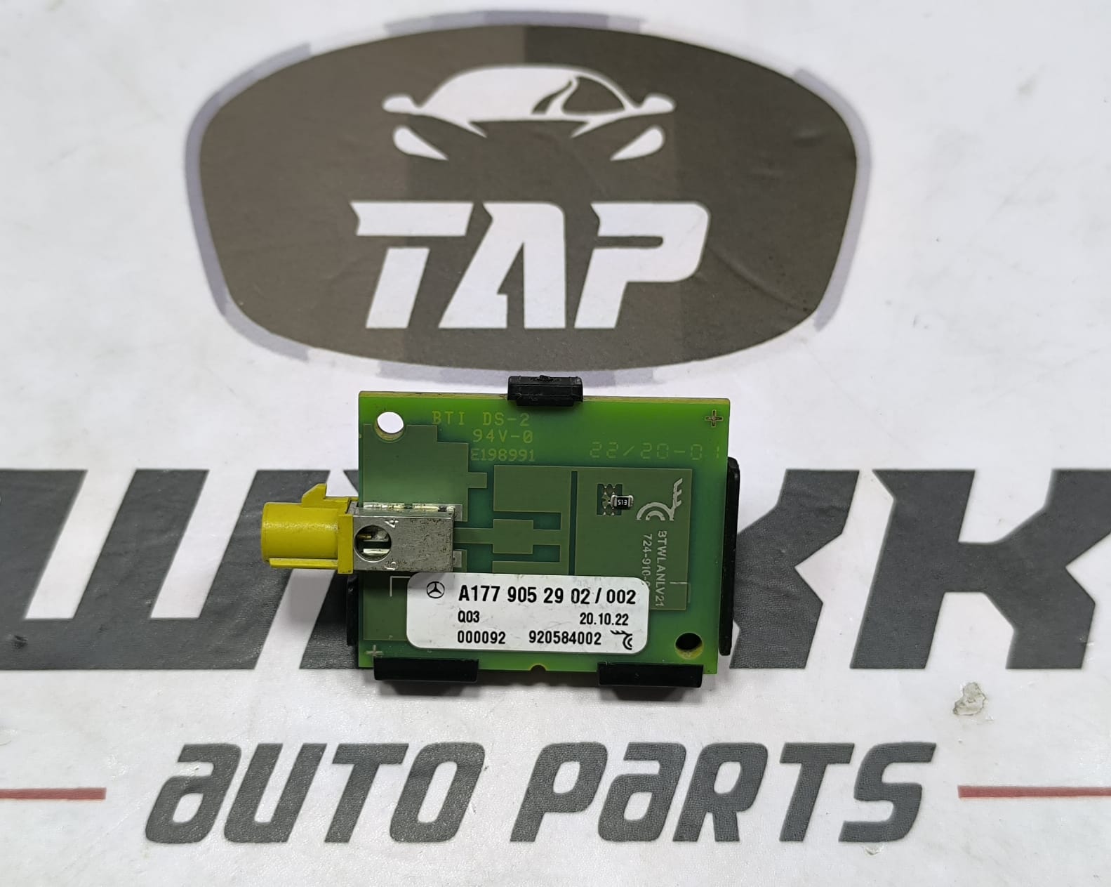MERCEDES-BENZ A-CLASS NEW ANTENNA RECEIVER AMPLIFIER MODULE A1779052902 2018-26