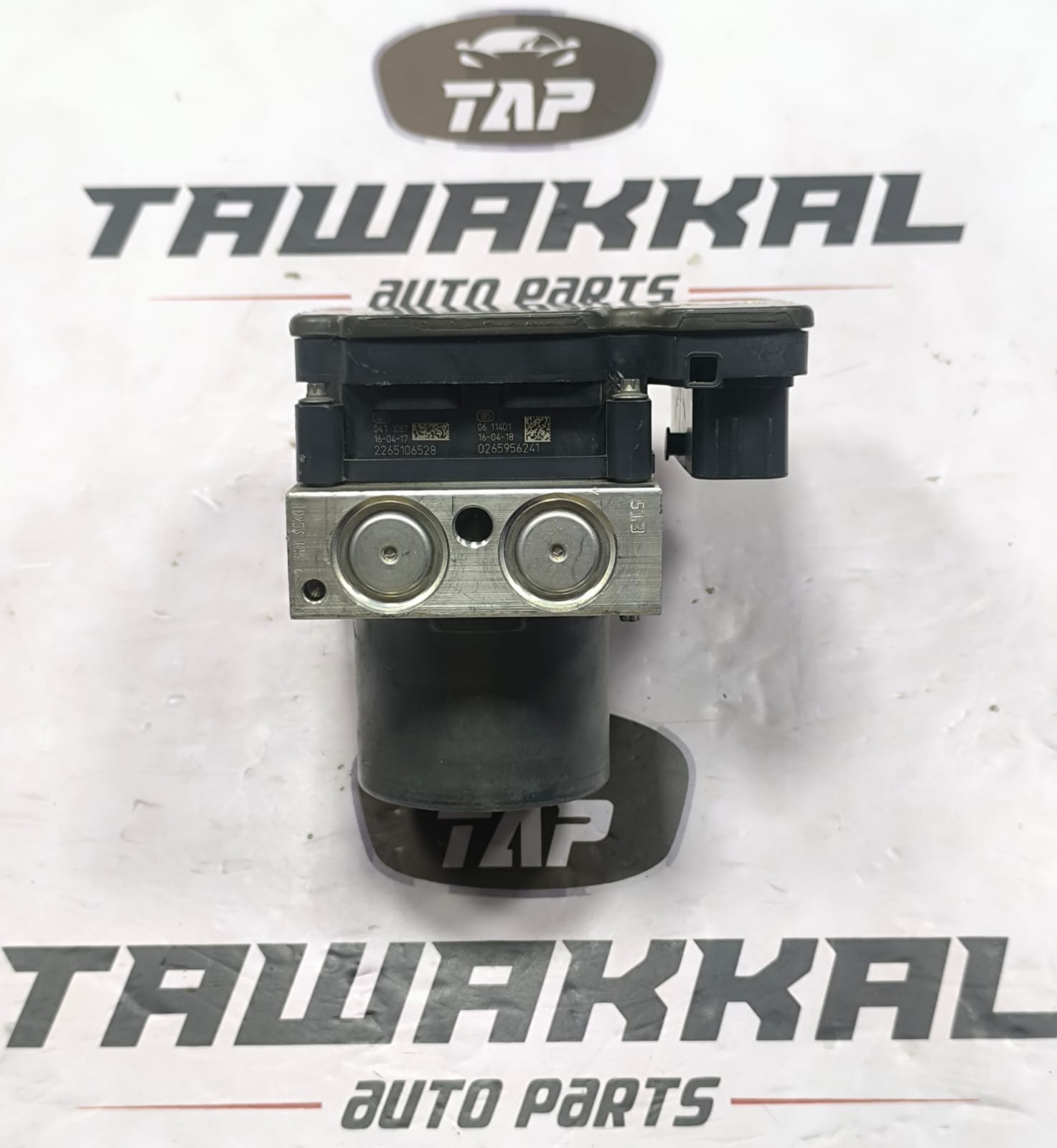 AUDI A4 ABS PUMP CONTROL MODULE 8W0907379J 2015-2022 - Image 9