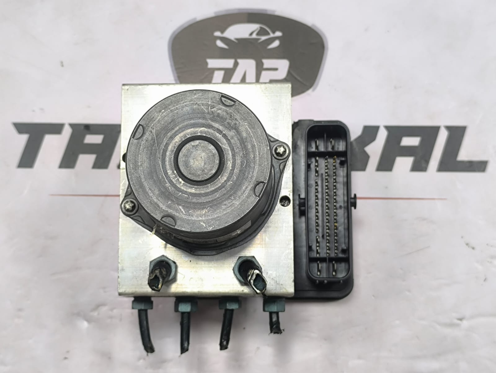 AUDI A4 ABS PUMP CONTROL MODULE 8W0907379J 2015-2022 - Image 5