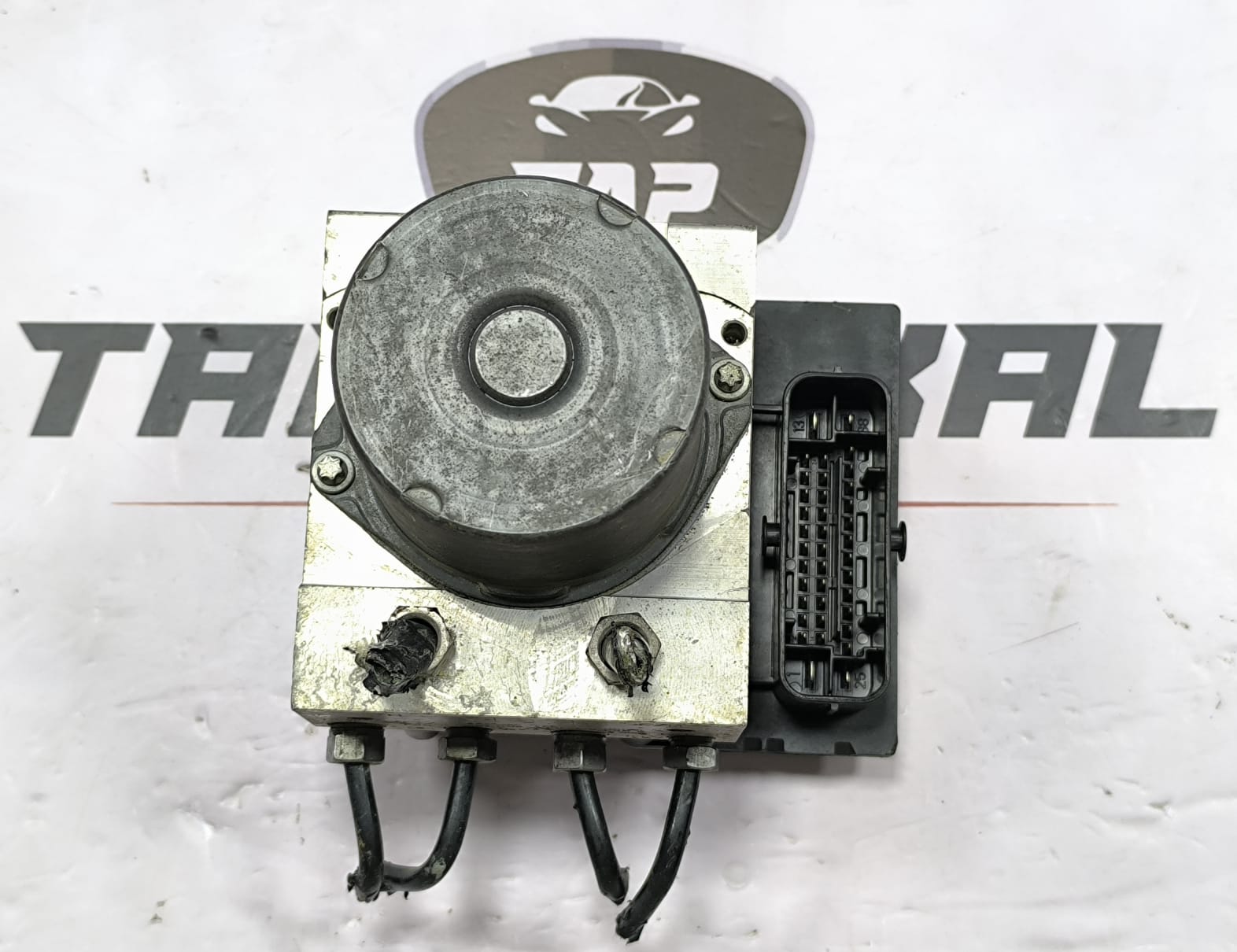 AUDI A4 A5 BREAK CONTROL ABS MODULE 8K0907379CE 2012-2017 - Image 5