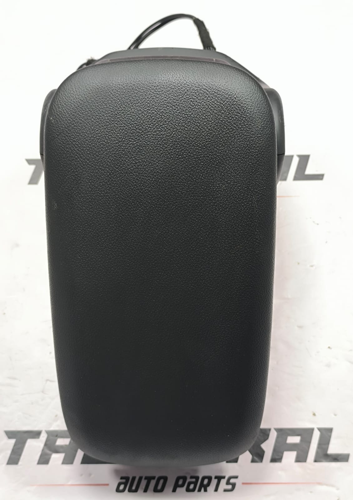 MINI COOPER F60 ARM REST WIRELESS CHARGING CONSOLE 5A81DB0 2017-2024 - Image 2