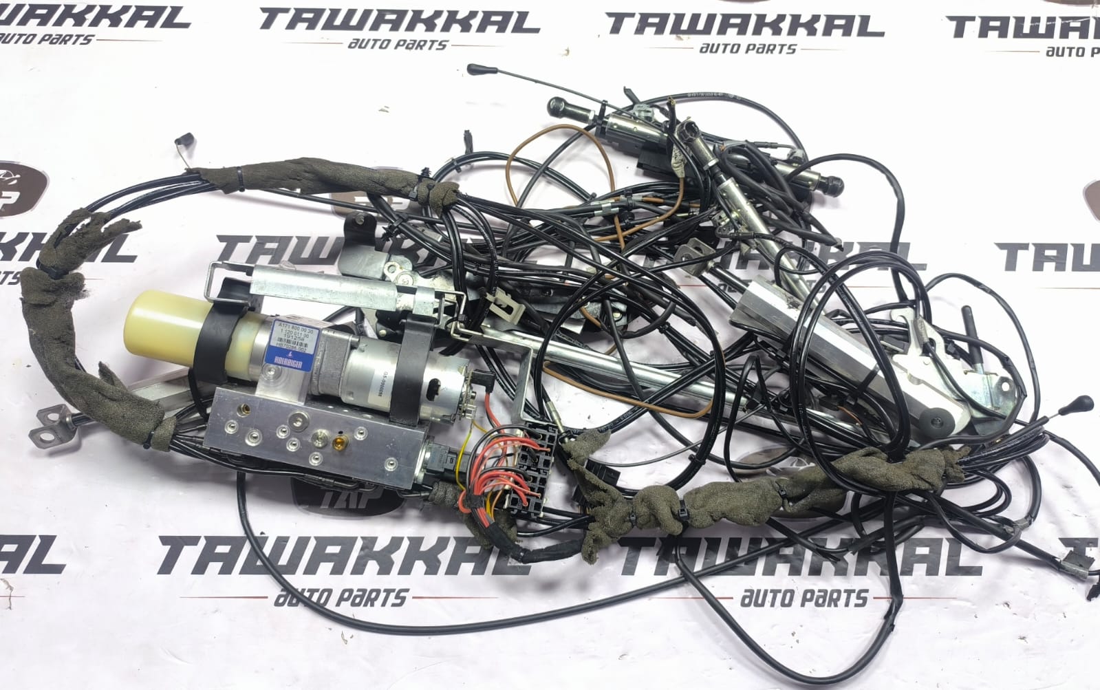 MERCEDES-BENZ SLK HYDRAULIC PUMP MOTOR UNIT A1718000030 2004-2011 - Image 6