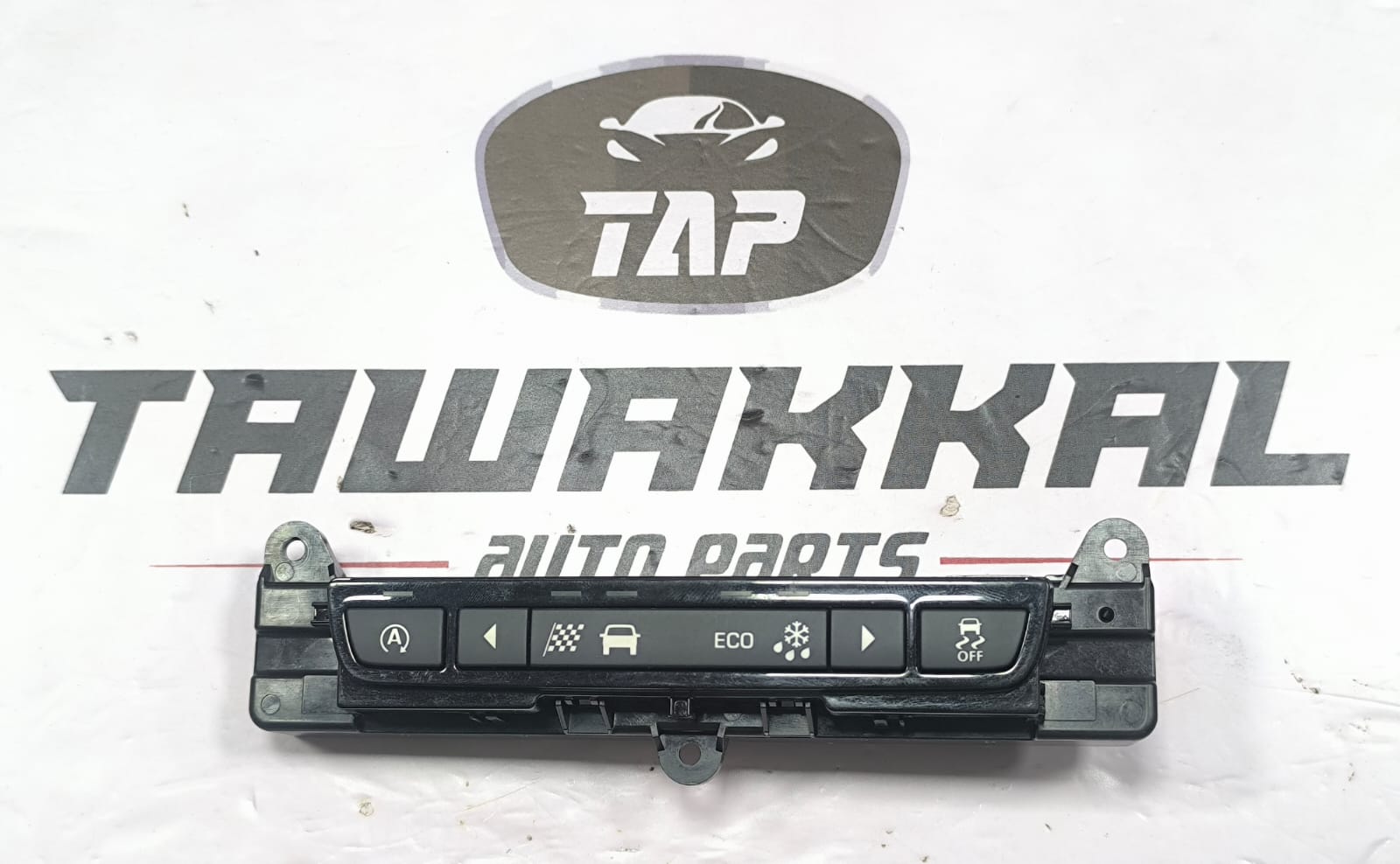 JAGUAR XE XF F-PACE CENTER CONSOLE AC PANEL SWITCH GX7314B790AL 2015-2023 - Image 2