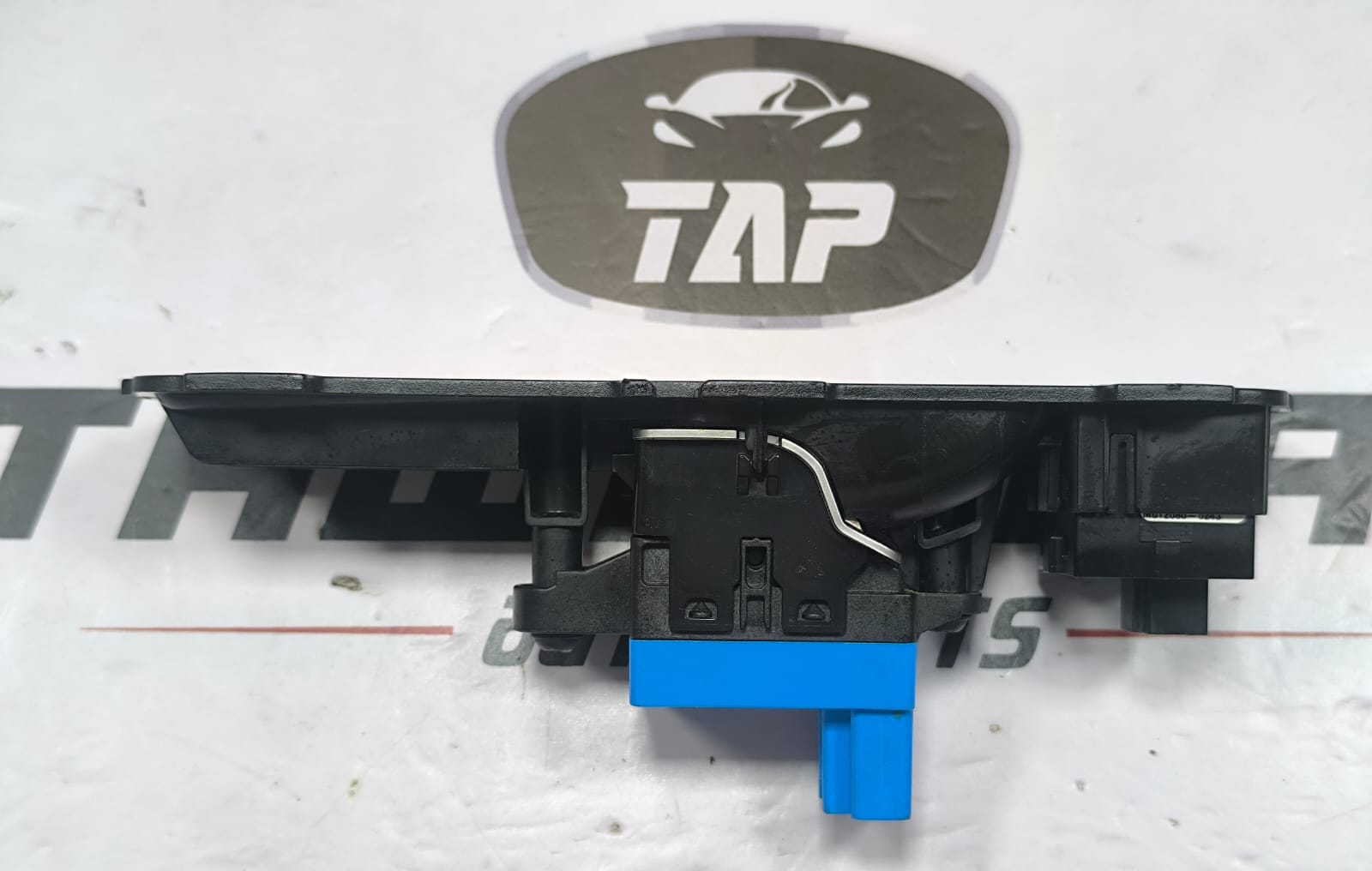 JAGUAR XE HANDBREAK PARKING BRAKE CONTROL SWITCH BUTTON GX73-2B623-AB 2016-2020 - Image 6