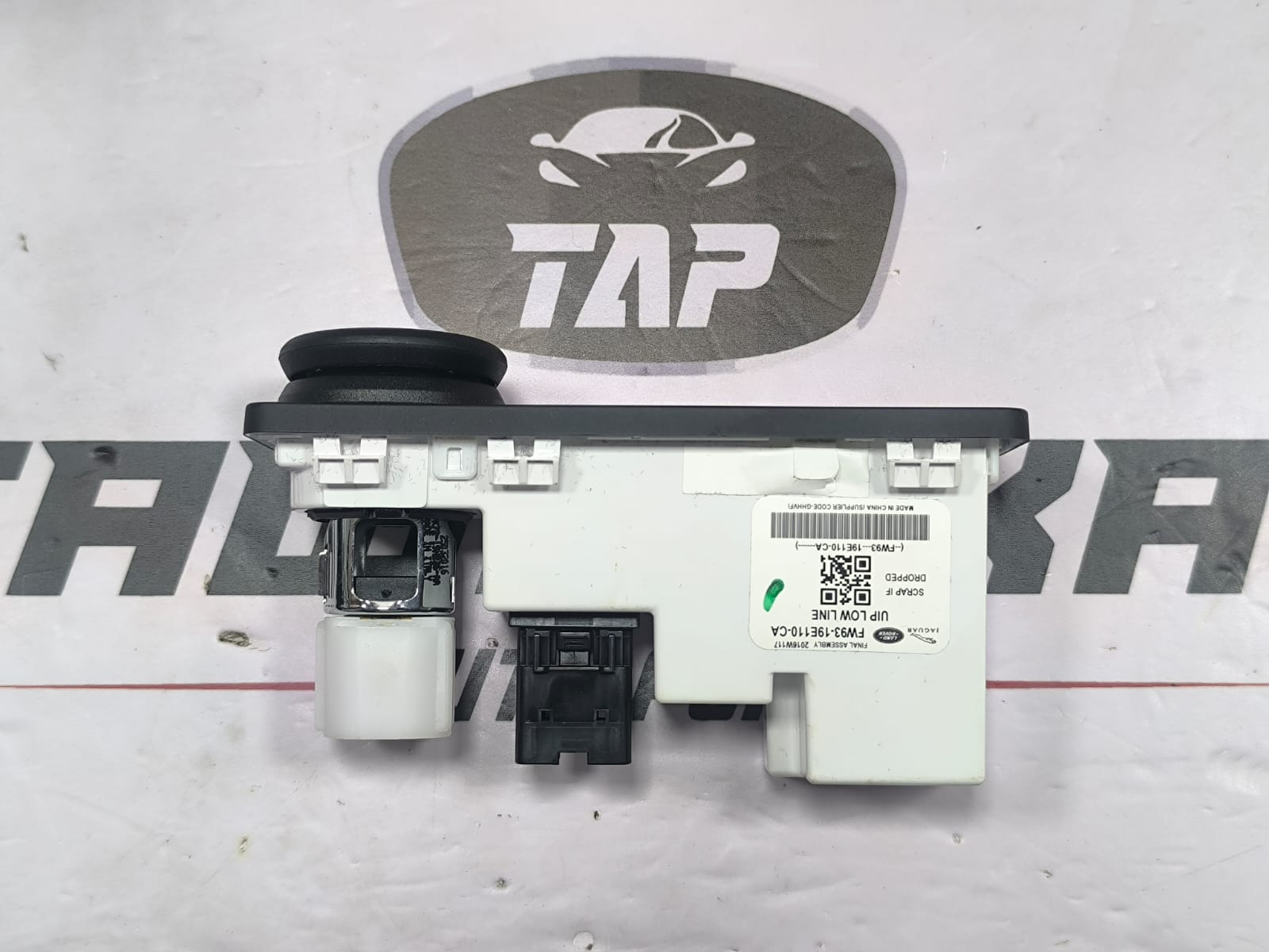 JAGUAR XE USB SOCKET CONNECTOR USB PORT FW93-19E110-CA 2017-2020 - Image 6