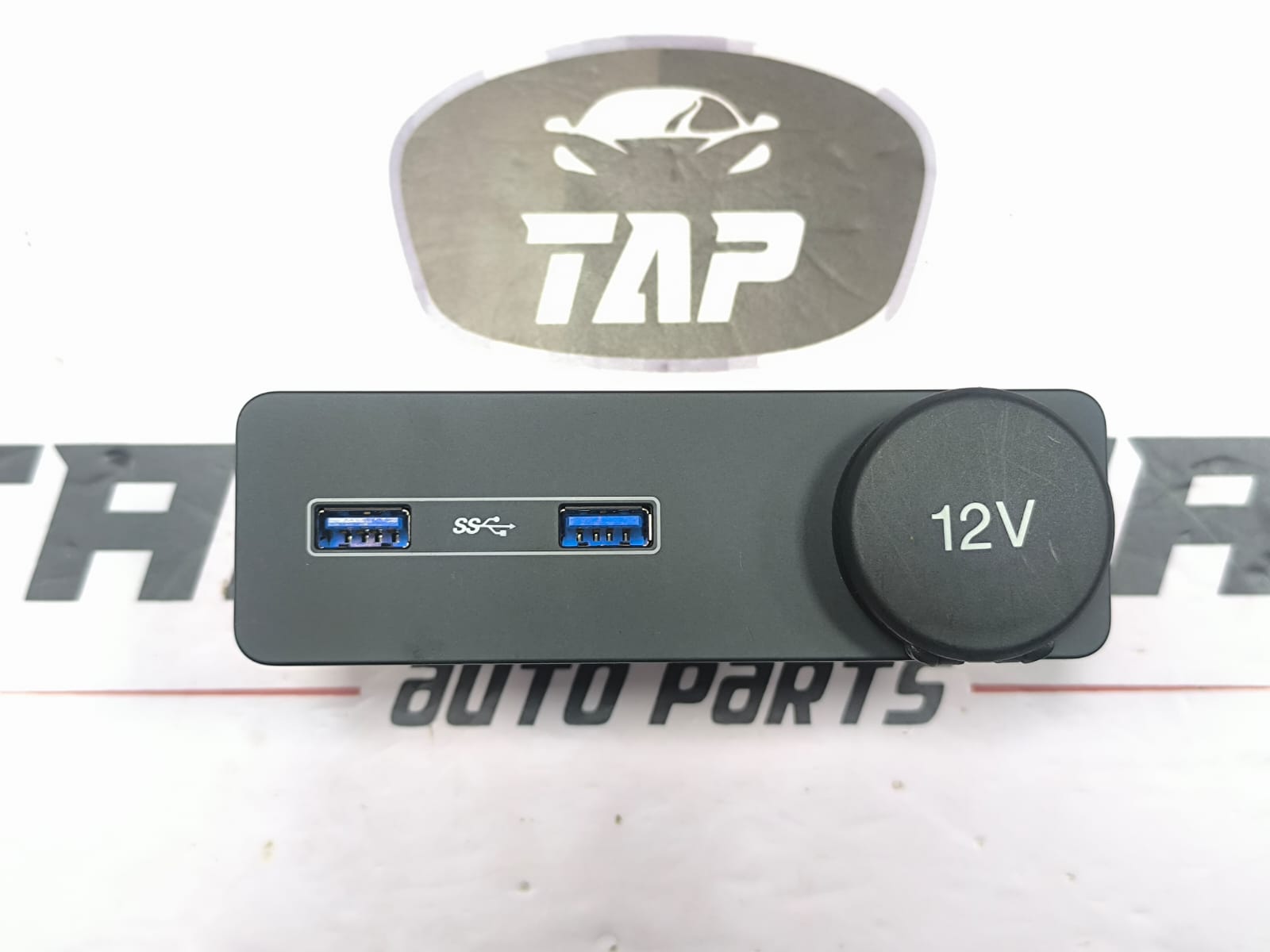JAGUAR XE USB SOCKET CONNECTOR USB PORT FW93-19E110-CA 2017-2020