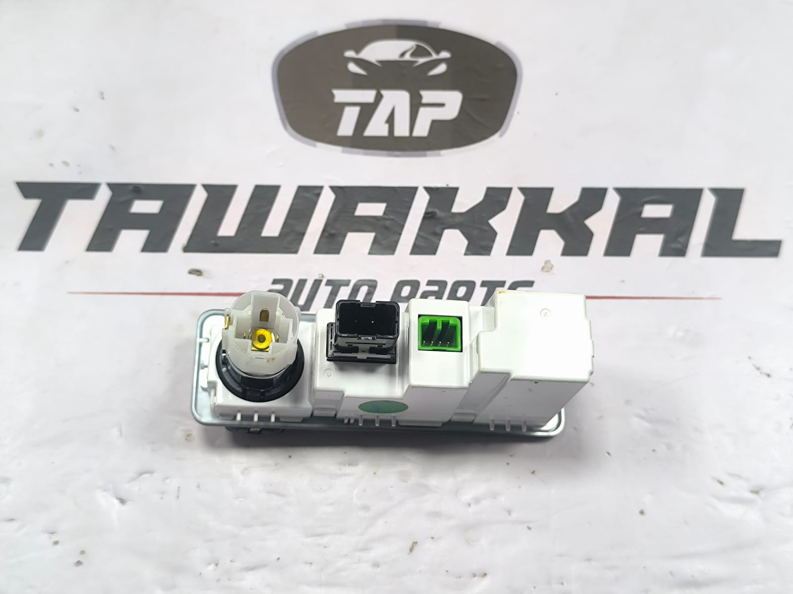 JAGUAR XE USB SOCKET CONNECTOR USB PORT FW93-19E110-CA 2017-2020 - Image 3