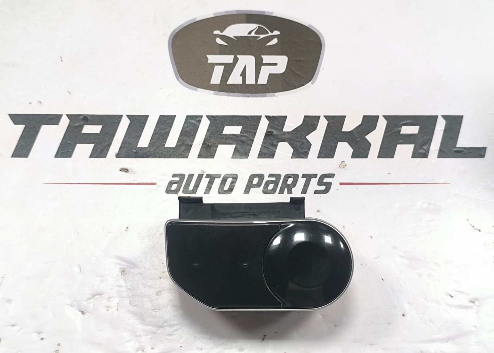 RANGE ROVER VELAR L560 STEERING WHEEL CONTROL SWITCH J8A2-13D767-BB 2017-2022 - Image 2