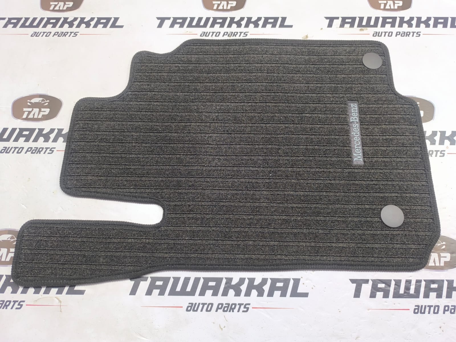 MERCEDES-BNEZ GLS-CLASS W166 BRAND NEW CARPET FLOOR MAT A1666801248 2012-2019 - Image 2