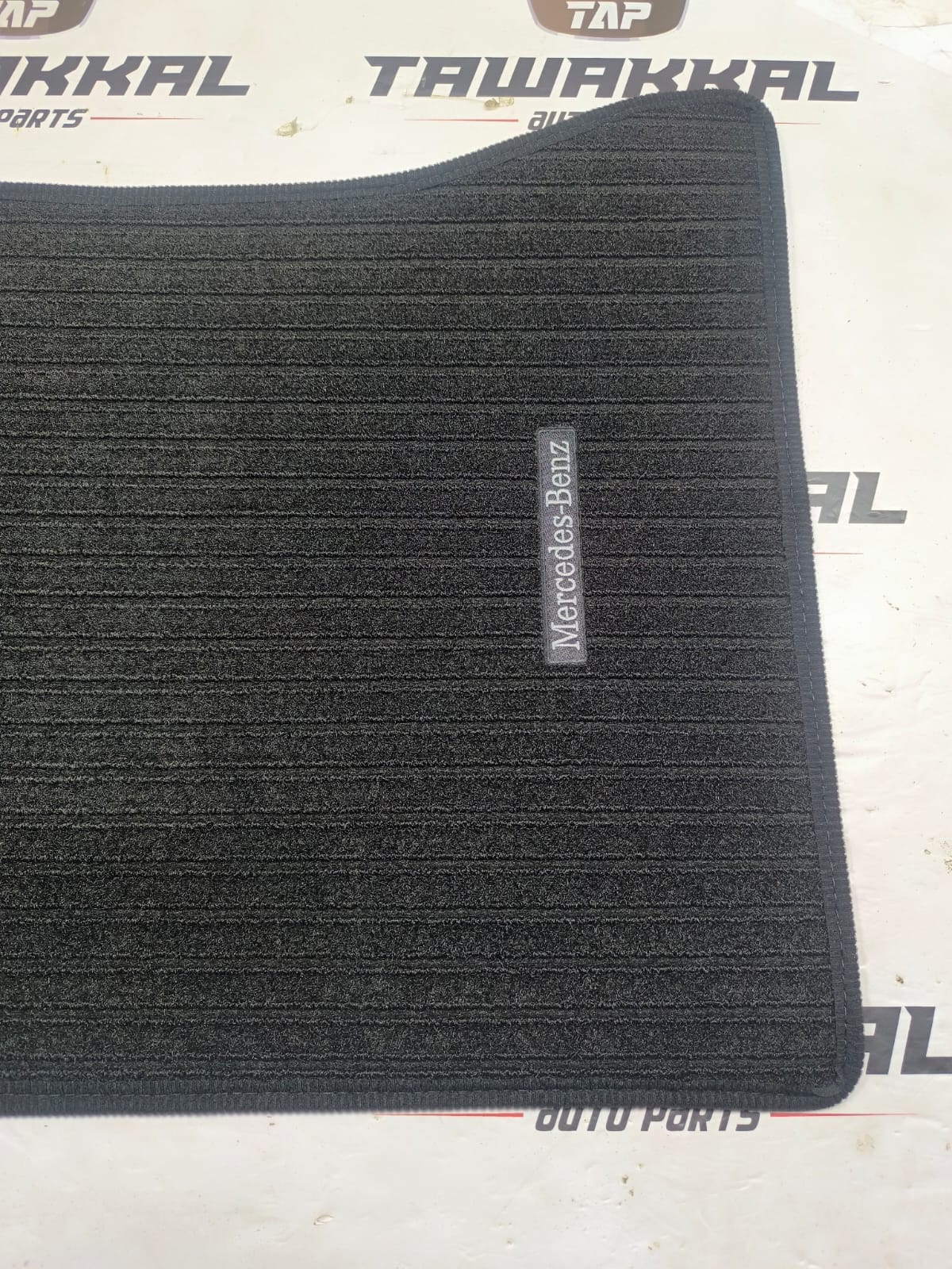 MERCEDES-BENZ A-CLASS BRAND NEW COMPLETE FLOOR MAT SET A1766803600 2012-2018 - Image 3