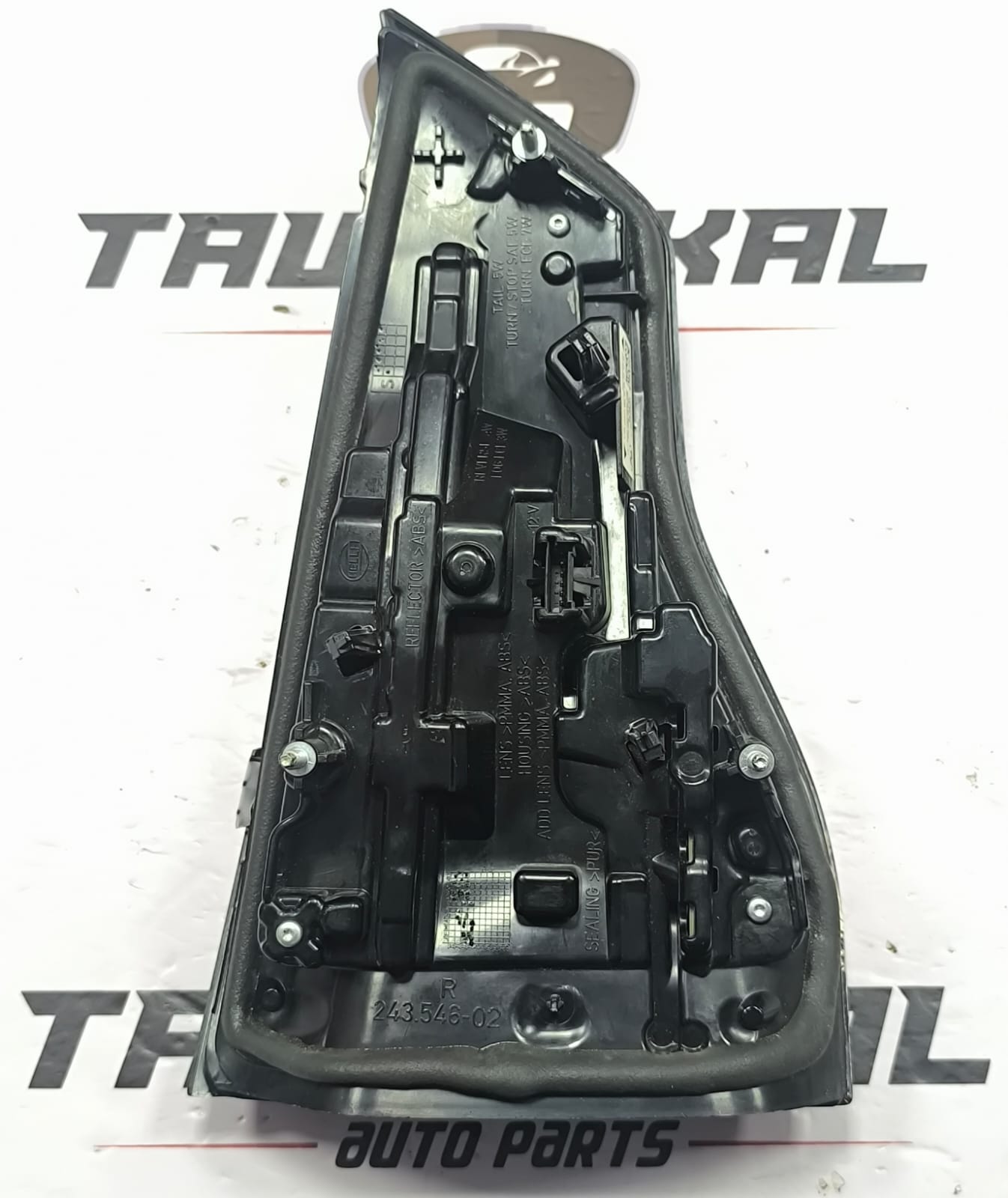 BMW X3 GO1 BRAND NEW RIGHT HAND LED TAIL LIGHT/TAIL LAMP H4946305410 2022-2025 - Image 6